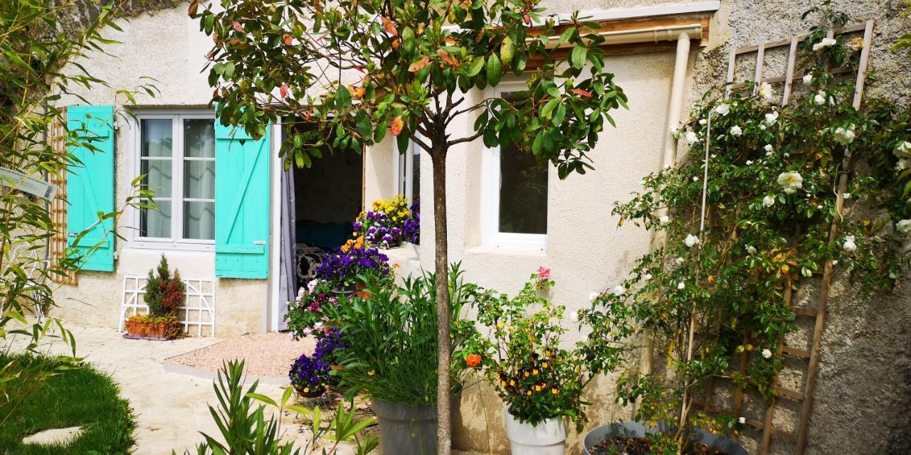 Caves Du Coteau 3 Bed & Breakfast Lunay Exterior photo